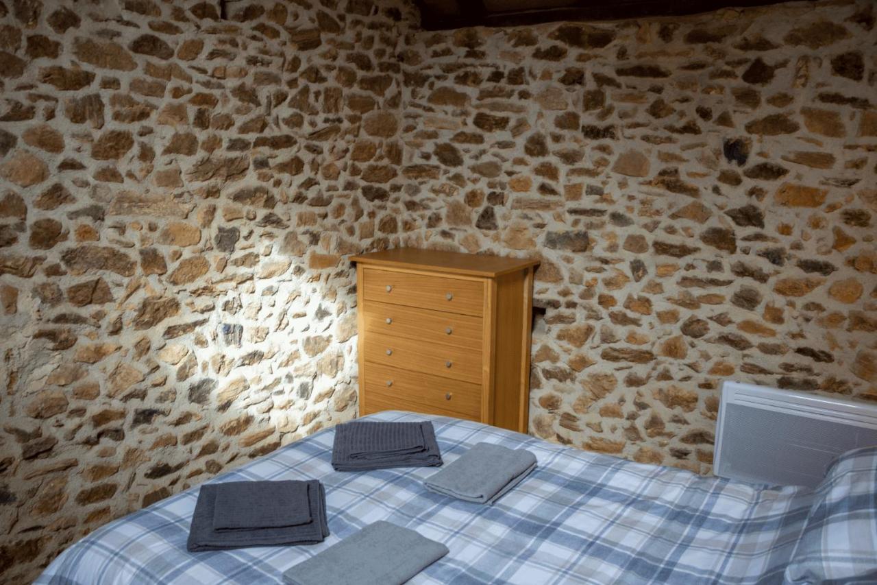Les Deux Lievres Villefranche-de-Rouergue Exterior foto